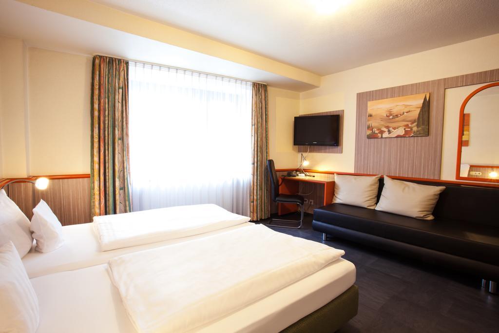 Trip Inn Hotel Ariane 科隆 客房 照片